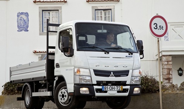Mercedes-Benz España distribuye la marca de vehículos industriales Fuso en España