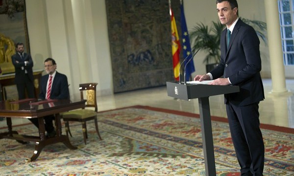 Sánchez defiende el pacto con Rajoy y le pide nuevos acuerdos