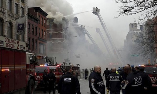 Al menos 12 heridos por el derrumbe parcial de un edificio en Nueva York