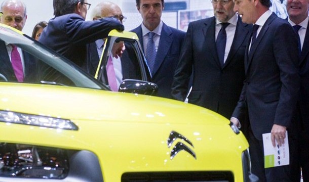 El presidente del Gobierno, al volante del C4 Cactus fabricado en España