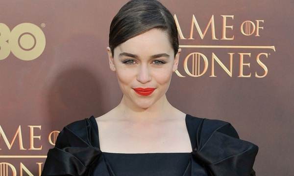 Emilia Clarke explica por qué rechazó 50 Sombras de Grey... otra vez