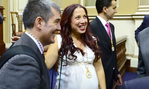 Patricia Hernández "se encuentra bien y feliz" tras dar a luz a Romeo