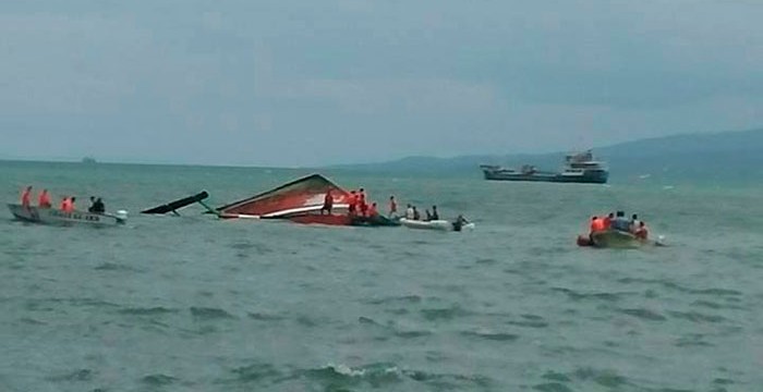 Al menos 36 muertos por el naufragio de un ferry en Filipinas