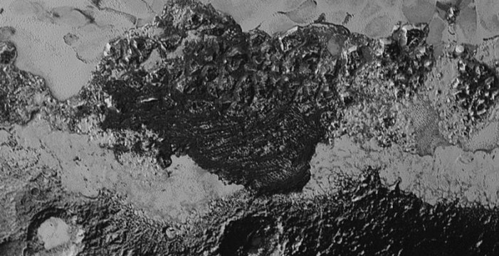 Posibles dunas en Plutón desconciertan a los científicos