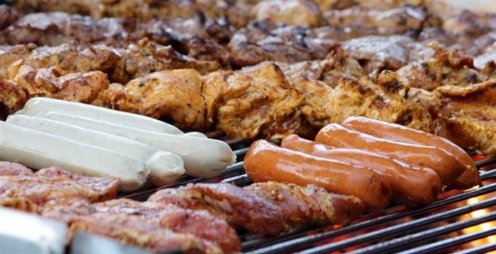 La OMS recomienda seguir comiendo carne pero con moderación para reducir el riesgo de cáncer