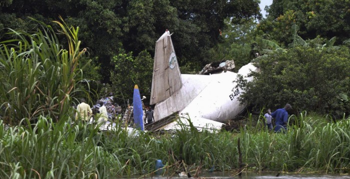 Diez muertos tras estrellarse un avión en Sudán del Sur