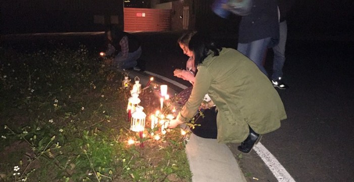 Vecinos de La Quinta prenden velas en protesta por falta de alumbrado