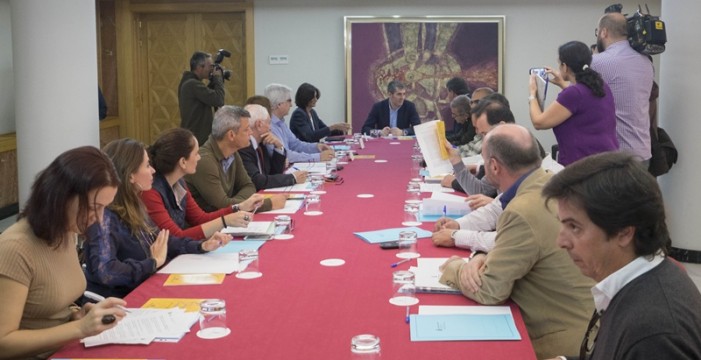 El Gobierno pone en marcha la mesa técnica que dará paso a la nueva Ley Canaria del Deporte