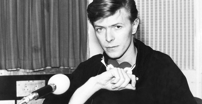 Bowie en España: langostas y caviar, un camerino "que no pisó nadie jamás" y una "cantidad inmensa" de tráilers